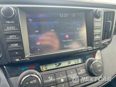 Zdjęcie 11 z 14 samochodu: 2016 TOYOTA RAV4 LIMITED VIN:JTMYFREV1GJ073702 - miniatura