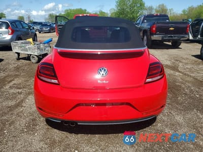 Zdjęcie 6 z 12 samochodu: 2018 VOLKSWAGEN BEETLE S VIN:3VW5DAAT5JM505598 - miniatura