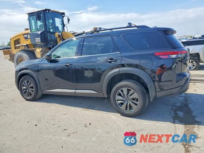Drugie zdjęcie samochodu z przodu: 2024 NISSAN PATHFINDER SV VIN:5N1DR3BA6RC285745 - miniatura