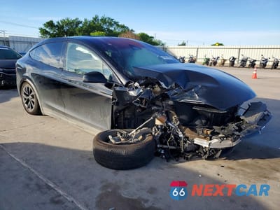 Czwarte zdjęcie samochodu z boku: 2023 TESLA MODEL X VIN:7SAXCDE59PF430870 - miniatura