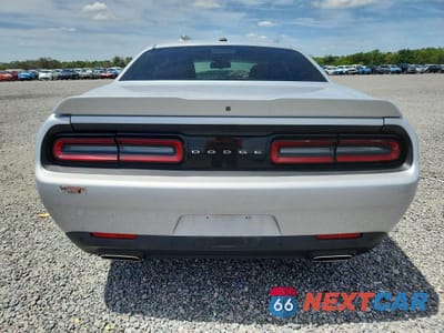Zdjęcie 6 z 12 samochodu: 2021 DODGE CHALLENGER SXT VIN:2C3CDZAG6MH623243 - miniatura