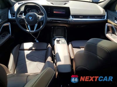 Zdjęcie 8 z 14 samochodu: 2025 BMW X1 XDRIVE28I VIN:WBX73EF06S5191488 - miniatura