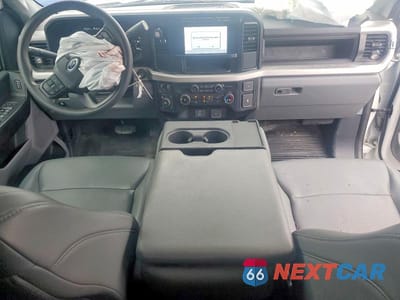 Zdjęcie 8 z 12 samochodu: 2024 FORD F250 SUPER DUTY VIN:1FT7X2BA6REC19671 - miniatura