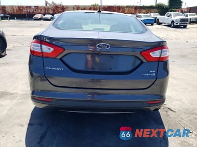 Zdjęcie 6 z 12 samochodu: 2016 FORD FUSION HYBRID VIN:3FA6P0LU9GR187064 - miniatura