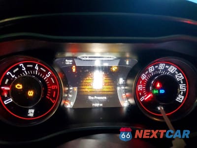 Zdjęcie 9 z 12 samochodu: 2015 DODGE CHALLENGER SXT PLUS VIN:2C3CDZBT8FH701925 - miniatura