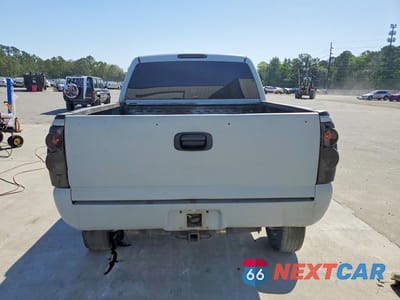 Zdjęcie 6 z 13 samochodu: 2006 GMC NEW SIERRA K1500 VIN:2GTEK13T161138638 - miniatura