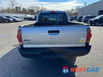 Zdjęcie 8 z 11 samochodu: 2007 TOYOTA TACOMA ACCESS CAB VIN:5TETX22N37Z337379 - miniatura