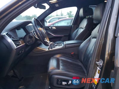 Zdjęcie 7 z 14 samochodu: 2020 BMW X7 XDRIVE40I VIN:5UXCW2C09L9B05317 - miniatura