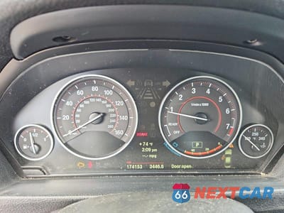 Zdjęcie 9 z 12 samochodu: 2012 BMW 328 I VIN:WBA3A5C59CF344018 - miniatura