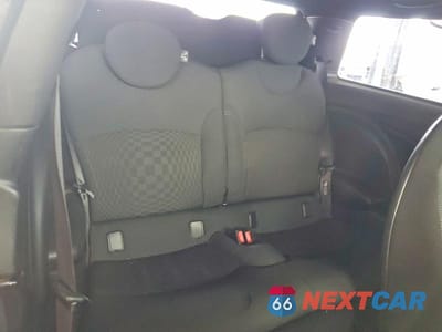 Zdjęcie 10 z 11 samochodu: 2007 MINI COOPER VIN:WMWMF33537TU60719 - miniatura