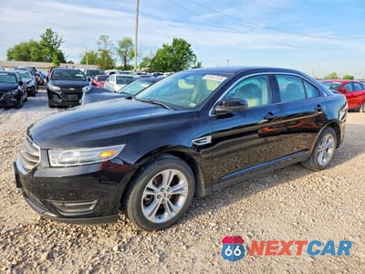 2018 FORD TAURUS SEL 1FAHP2E82JG142048 - główne zdjęcie licytacji z USA - miniatura