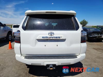 Zdjęcie 6 z 12 samochodu: 2016 TOYOTA 4RUNNER SR5 PREMIUM VIN:JTEBU5JR5G5386088 - miniatura