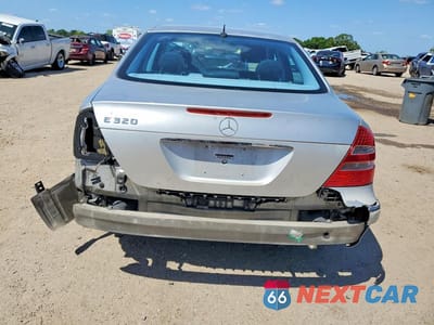 Zdjęcie 6 z 11 samochodu: 2005 MERCEDES-BENZ E 320 VIN:WDBUF65J85A645290 - miniatura