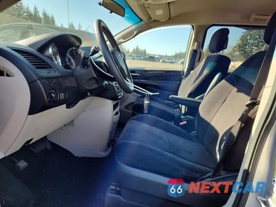 Zdjęcie 7 z 14 samochodu: 2011 DODGE GRAND CARAVAN EXPRESS VIN:2D4RN4DG9BR613575 - miniatura