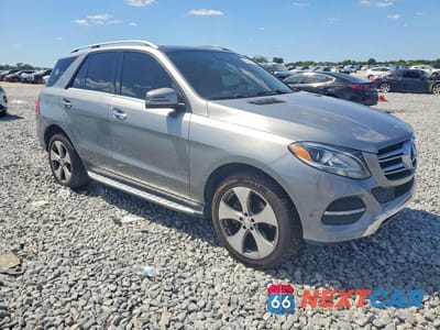 Czwarte zdjęcie samochodu z boku: 2016 MERCEDES-BENZ GLE 350 VIN:4JGDA5JB5GA771971 - miniatura
