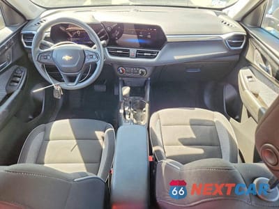 Zdjęcie 8 z 13 samochodu: 2024 CHEVROLET TRAILBLAZER LS VIN:KL79MMS21RB157648 - miniatura