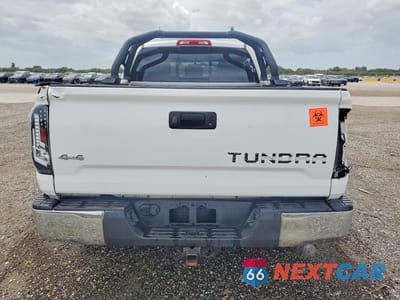 Zdjęcie 6 z 12 samochodu: 2014 TOYOTA TUNDRA SR5 VIN:5TFUM5F16EX051715 - miniatura