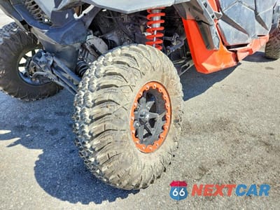 Zdjęcie 9 z 10 samochodu: 2020 CAN-AM MAVERICK X3 UTILITY VEHICLE VIN:3JBVMAW23LK000017 - miniatura