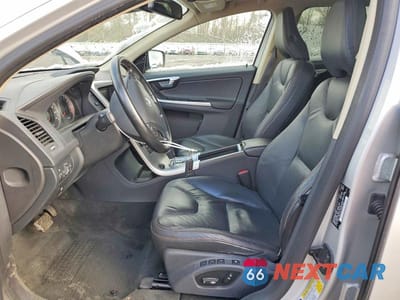 Zdjęcie 7 z 13 samochodu: 2010 VOLVO XC60 3.2 VIN:YV4960DZ6A2052394 - miniatura
