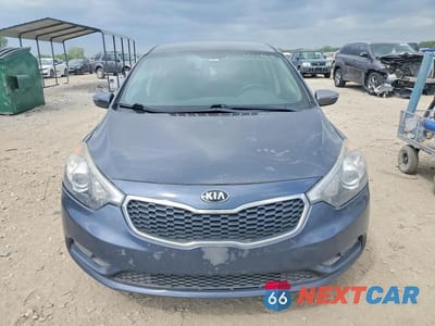 Piąte zdjęcie samochodu w środku: 2015 KIA FORTE EX VIN:KNAFX4A82F5316056 - miniatura