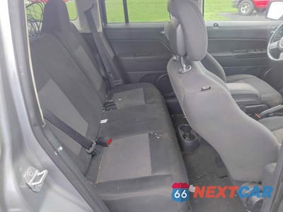 Zdjęcie 6 z 10 samochodu: 2015 JEEP PATRIOT LATITUDE VIN:1C4NJRFB9FD290370 - miniatura