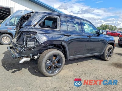 Trzecie zdjęcie samochodu z tyłu: 2023 JEEP GRAND CHEROKEE LIMITED VIN:1C4RJHBG8PC504821 - miniatura