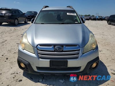 Piąte zdjęcie samochodu w środku: 2013 SUBARU OUTBACK 2.5I PREMIUM VIN:4S4BRCCC7D3278318 - miniatura