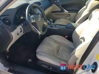 Zdjęcie 7 z 13 samochodu: 2011 LEXUS IS 250 BASE VIN:JTHBF5C27B5136762 - miniatura
