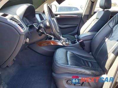 Zdjęcie 7 z 13 samochodu: 2010 AUDI Q5 PREMIUM PLUS VIN:WA1LKAFP0AA079208 - miniatura