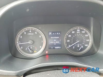 Zdjęcie 9 z 13 samochodu: 2018 HYUNDAI TUSCON VIN:KM8J3CA47JU613821 - miniatura