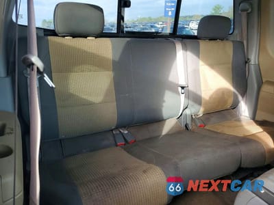 Zdjęcie 10 z 11 samochodu: 2004 NISSAN TITAN XE VIN:1N6AA06A94N559845 - miniatura