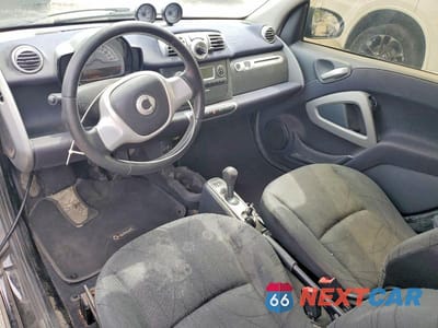Zdjęcie 8 z 12 samochodu: 2014 SMART FORTWO VIN:WMEEJ9AA3EK729623 - miniatura