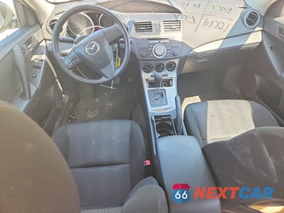 Zdjęcie 8 z 13 samochodu: 2010 MAZDA 3 I VIN:JM1BL1SF7A1196442 - miniatura