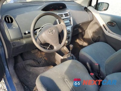 Zdjęcie 8 z 12 samochodu: 2007 TOYOTA YARIS BASE VIN:JTDJT923575064796 - miniatura
