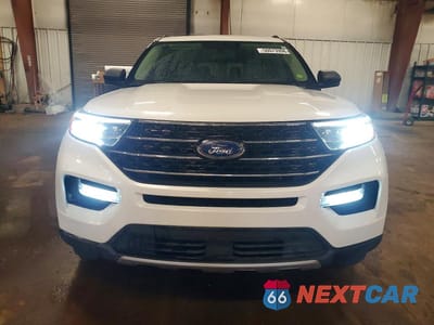 Piąte zdjęcie samochodu w środku: 2020 FORD EXPLORER XLT VIN:1FMSK8DH7LGA20741 - miniatura