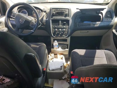 Zdjęcie 8 z 13 samochodu: 2011 DODGE GRAND CARAVAN EXPRESS VIN:2D4RN4DG4BR757406 - miniatura