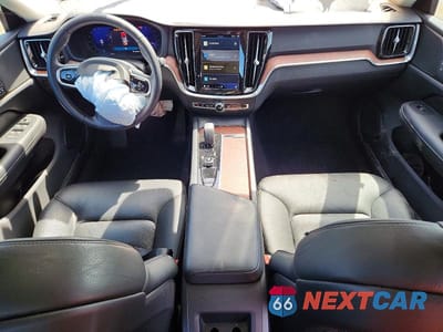 Zdjęcie 8 z 13 samochodu: 2024 VOLVO S60 PLUS VIN:7JRL12TL5RG282444 - miniatura
