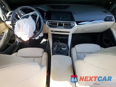 Zdjęcie 8 z 13 samochodu: 2019 BMW 330I VIN:WBA5R1C53KAJ99676 - miniatura