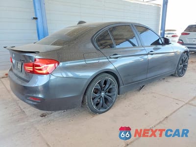 Trzecie zdjęcie samochodu z tyłu: 2018 BMW 320 I VIN:WBA8E1G58JNU91981 - miniatura