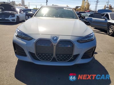Piąte zdjęcie samochodu w środku: 2024 BMW I4 M50 VIN:WBY33AW01RFS61163 - miniatura