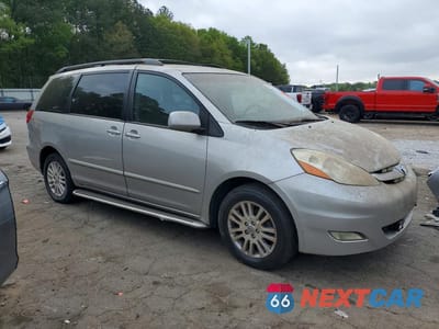 Czwarte zdjęcie samochodu z boku: 2007 TOYOTA SIENNA XLE 7-PASSENGER VIN:5TDBK22C67S008309 - miniatura