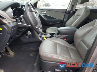 Zdjęcie 7 z 14 samochodu: 2017 HYUNDAI SANTA FE SE ULTIMATE VIN:KM8SRDHF1HU201047 - miniatura