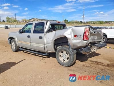 Drugie zdjęcie samochodu z przodu: 2004 CHEVROLET SILVERADO K1500 VIN:2GCEK13T941336641 - miniatura