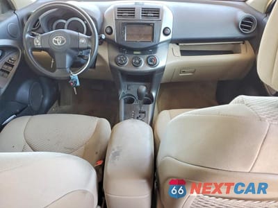 Zdjęcie 8 z 13 samochodu: 2011 TOYOTA RAV4 BASE VIN:2T3BK4DV0BW056647 - miniatura