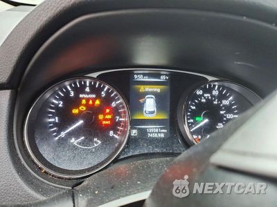 Zdjęcie 9 z 13 samochodu: 2015 NISSAN ROGUE S VIN:KNMAT2MT6FP576588 - miniatura