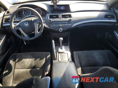 Zdjęcie 8 z 12 samochodu: 2009 HONDA ACCORD EX VIN:1HGCP26789A160824 - miniatura