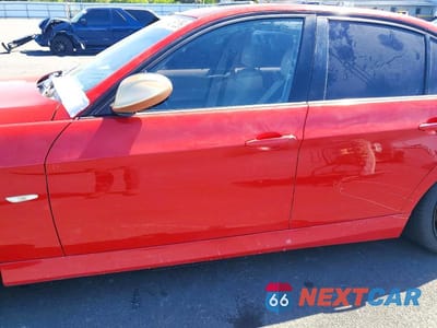 Zdjęcie 9 z 11 samochodu: 2006 BMW 325 I VIN:WBAVB13526KR63862 - miniatura