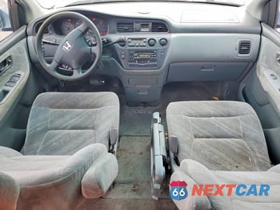 Zdjęcie 8 z 13 samochodu: 2004 HONDA ODYSSEY EX VIN:5FNRL18674B056361 - miniatura