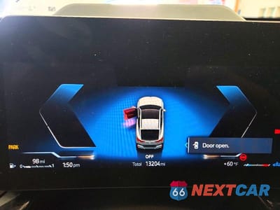 Zdjęcie 9 z 14 samochodu: 2025 BMW X2 XDRIVE28I VIN:WBX63GM09S5153179 - miniatura