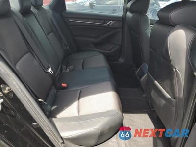 Zdjęcie 10 z 13 samochodu: 2018 HONDA ACCORD SPORT VIN:1HGCV1F39JA170974 - miniatura